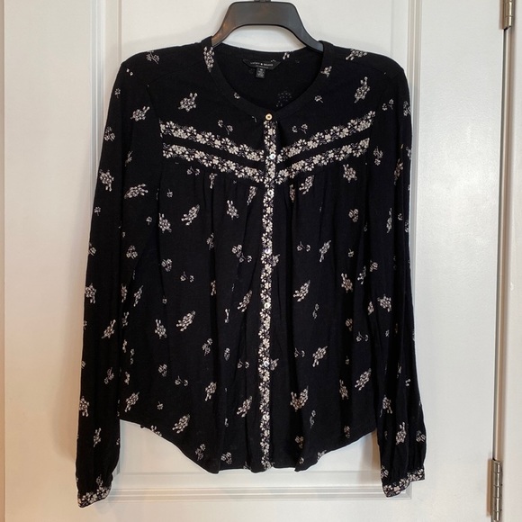 Lucky Brand Tops - Lucky Brand Black w/white little flowers. With Sweet little abalone buttons.